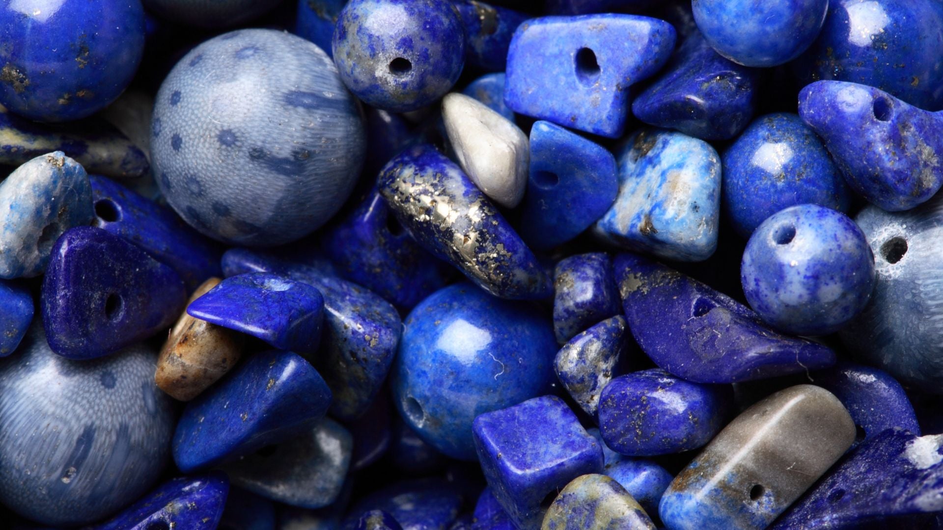 Lapislazuli Anhänger: Alles Wissenswerte zum Kauf und Bedeutung