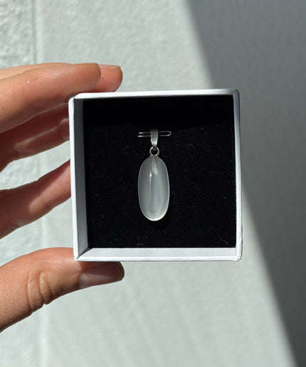 Mondstein (Cabochon) Kettenanhänger