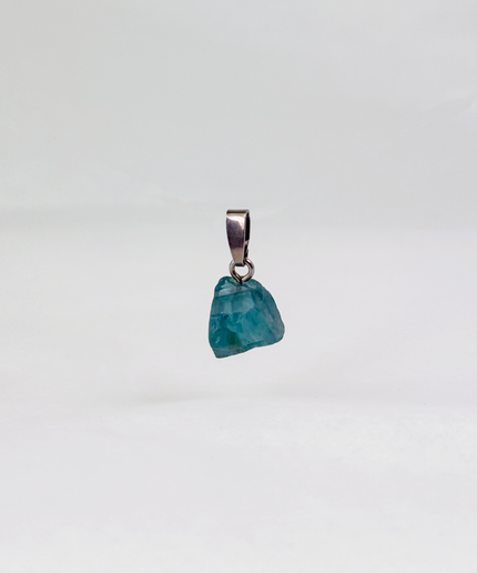 Blauer Turmalin (Indigolith)- Rohstein Kettenanhänger