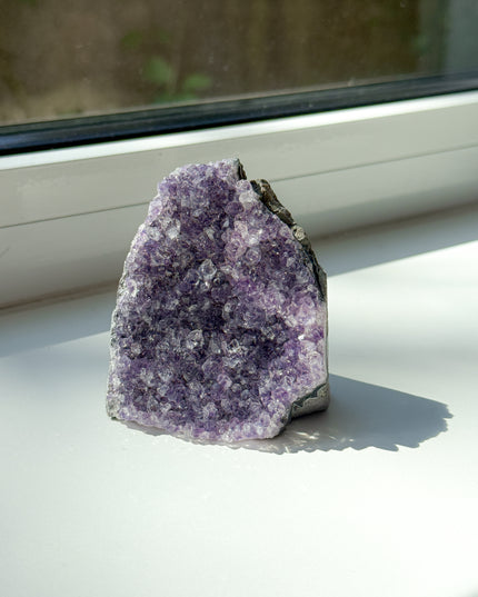 Amethyst Stufen/Cluster mit Standfläche