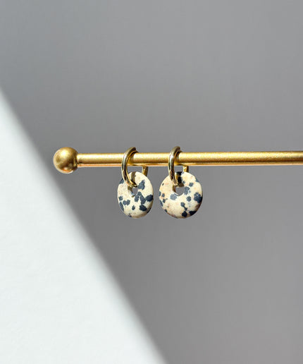 Dalmatiner Donut Ohrringe – mit Hoop in Silber oder Gold