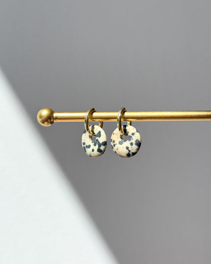 Dalmatiner Donut Ohrringe – mit Hoop in Silber oder Gold