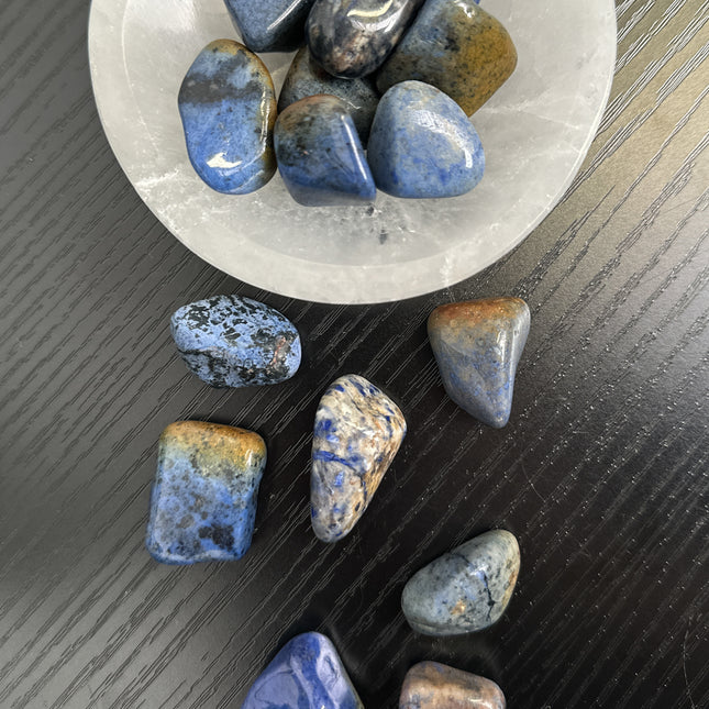 Dumortierit Trommelstein