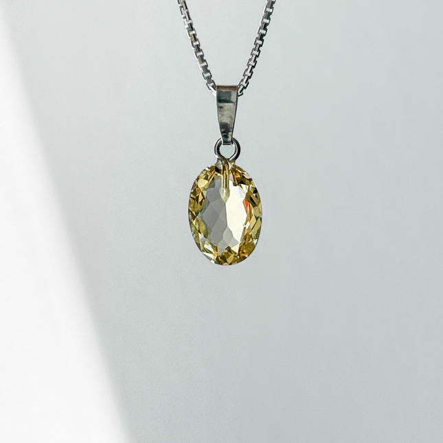 FairyTale Goldberyll Anhänger - Oval in Silber