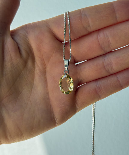 FairyTale Goldberyll Anhänger - Oval in Silber