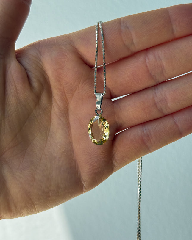 FairyTale Goldberyll Anhänger - Oval in Silber