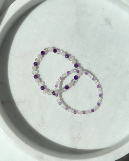 Holy Trinity Perlenarmband - Bergkristall, Amethyst, Rosenquarz