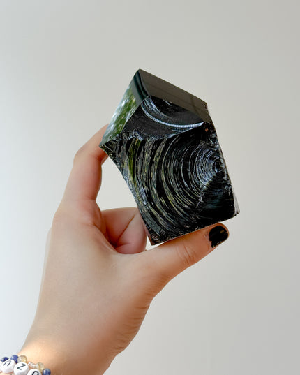 Obsidian Spitze (halbpoliert)