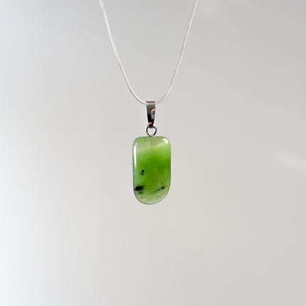 Jade (Jade-Nephrit) Anhänger - 925 Silber