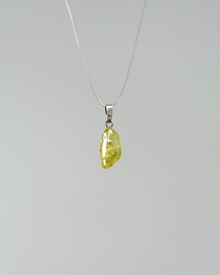 Grüner Granat (Grossular) Kettenanhänger