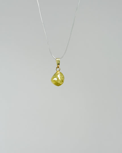Grüner Granat (Grossular) Kettenanhänger