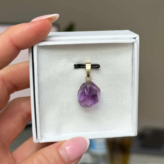 Amethyst Rohstein Kettenanhänger