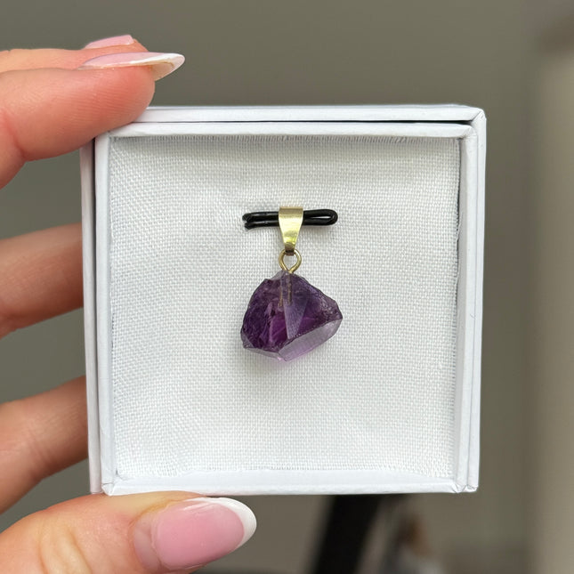 Amethyst Rohstein Kettenanhänger