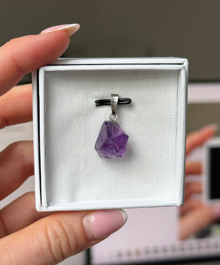 Amethyst Rohstein Kettenanhänger