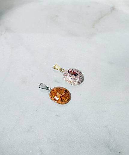 Opal (Feueropal) Cabochon Kettenanhänger
