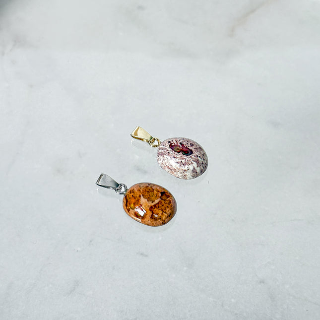 Feueropal (Cabochon) Kettenanhänger