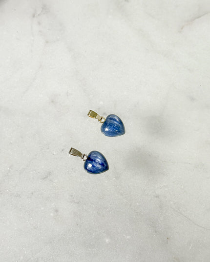 Disthen Herz (Kyanit) - Kettenanhänger