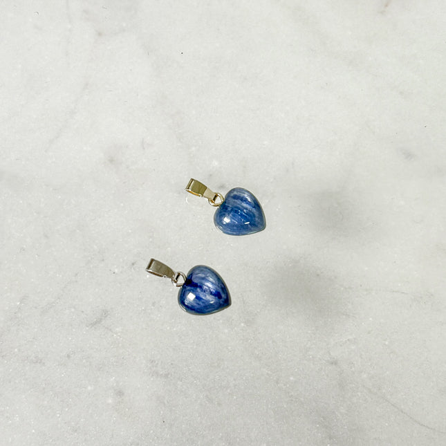 Disthen Herz (Kyanit) - Kettenanhänger