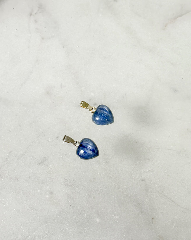 Disthen Herz (Kyanit) - Kettenanhänger