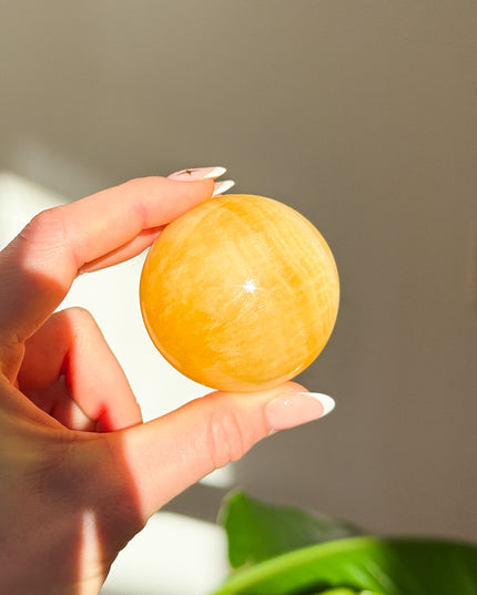 Orangencalcit Kugeln