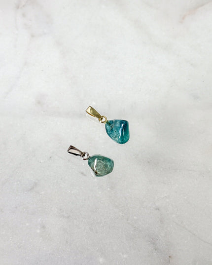 Blauer Turmalin Kettenanhänger