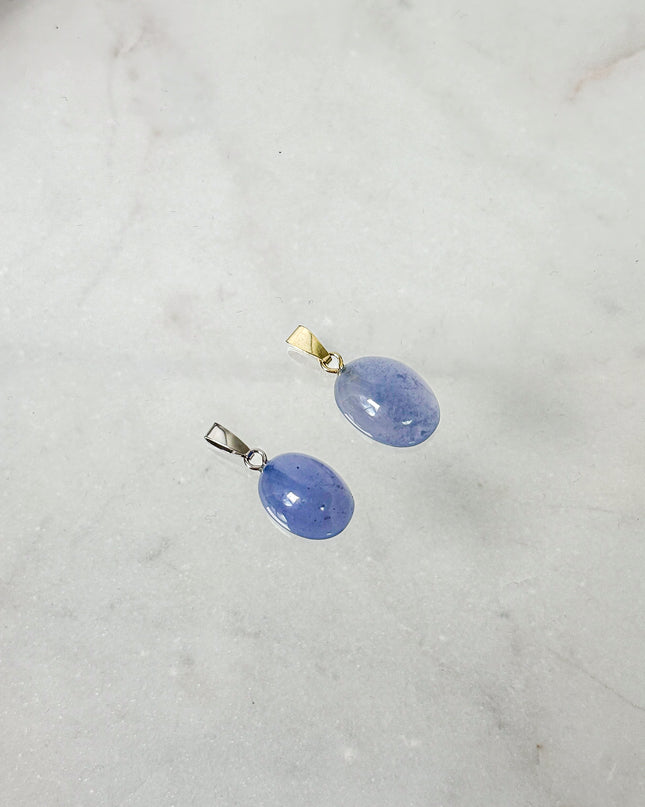 Blue Lace Agate (Blauer Chalcedon) Cabochon Kettenanhänger