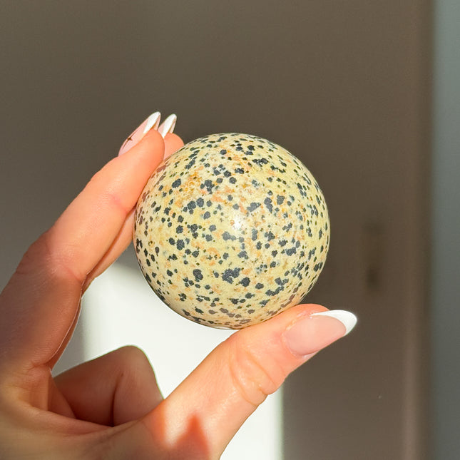 Dalmatinerstein Kugel