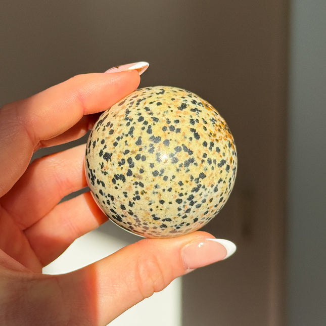 Dalmatinerstein Kugel