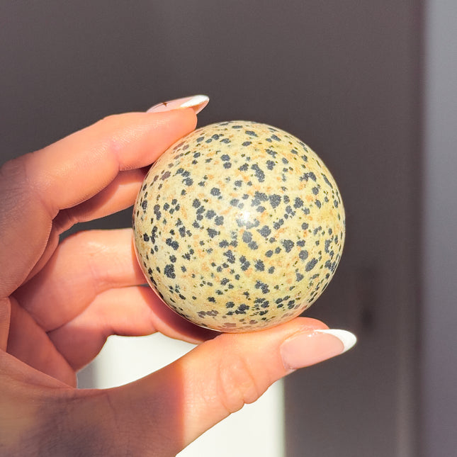 Dalmatinerstein Kugel