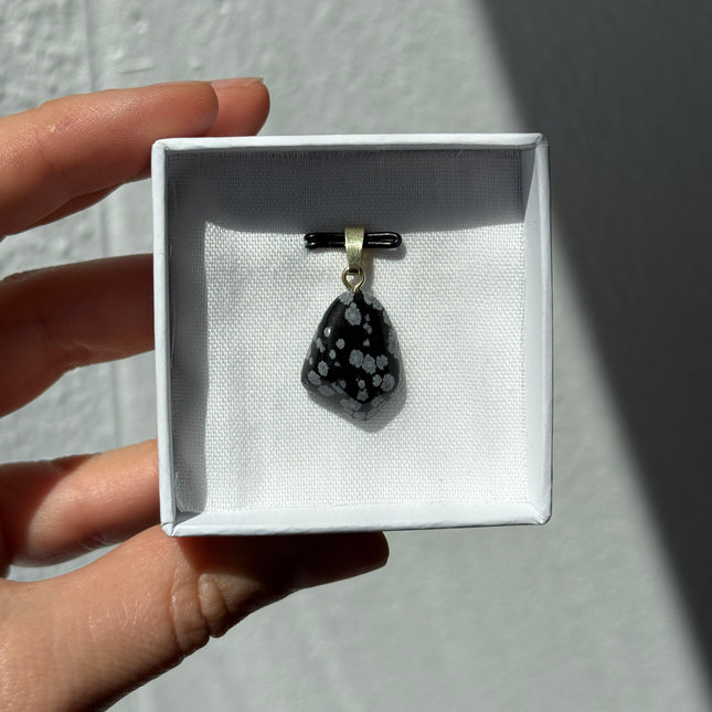 Obsidian (Schneeflockenobsidian) Kettenanhänger