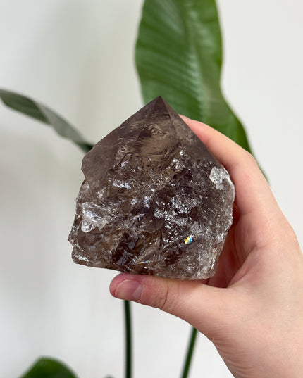 Rauchquarz Spitze (halbpoliert)