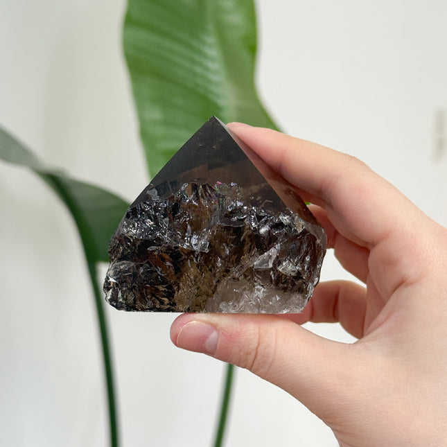 Rauchquarz Spitze (halbpoliert)