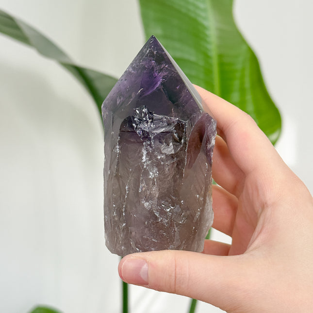 Amethyst Spitze (halbpoliert)
