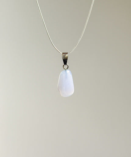 Blue Lace Agate (Blauer Chalcedon) Kettenanhänger