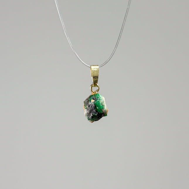 Smaragd Rohstein Kettenanhänger