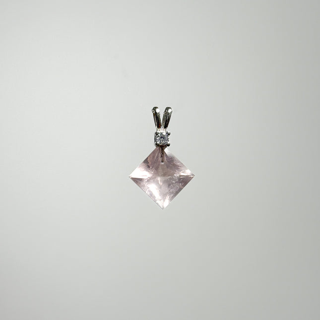 Rosenquarz "FairyTale" Kettenanhänger