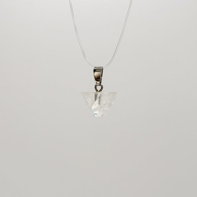 Apophyllit (hell) Anhänger - 925 Silber