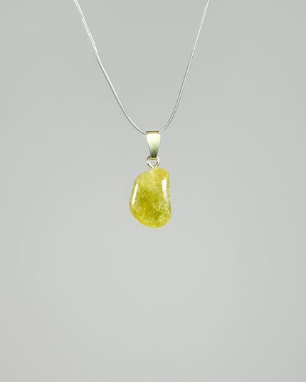 Grüner Granat (Grossular) Kettenanhänger