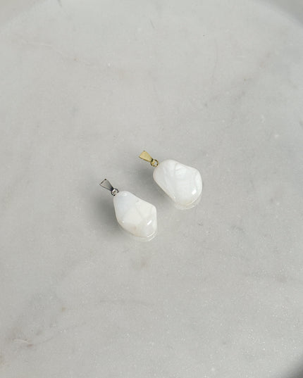 Opal weiß Kettenanhänger