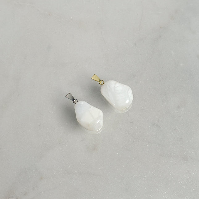 Opal weiß Kettenanhänger