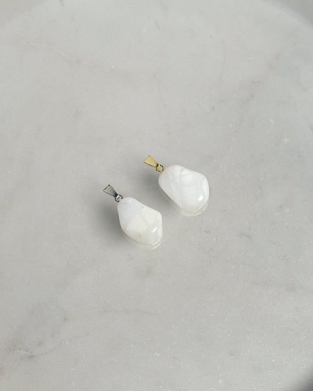 Opal weiß Kettenanhänger