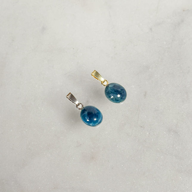 Apatit Cabochon Anhänger silber/ silber vergoldet