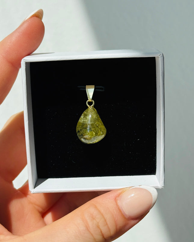Grüner Granat (Grossular) Kettenanhänger