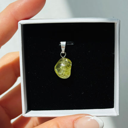 Grüner Granat (Grossular) Kettenanhänger