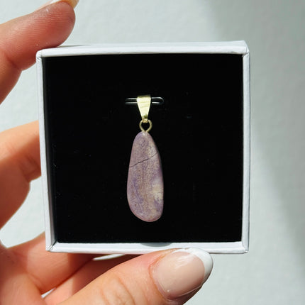 Jade (Lavendel-Jade) Kettenanhänger