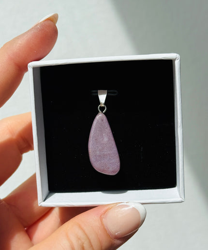Jade (Lavendel-Jade) Kettenanhänger