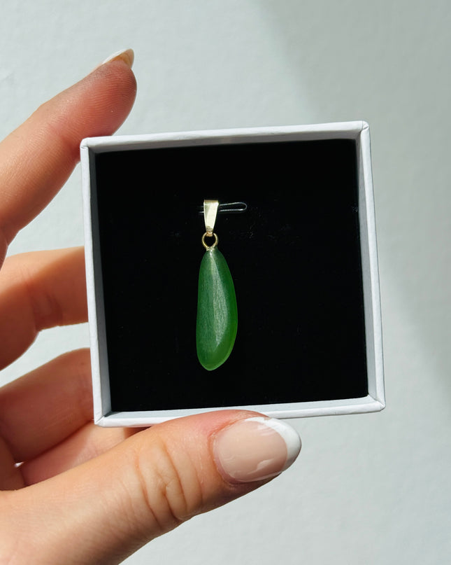 Jade (Nephrit) Kettenanhänger