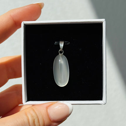 Mondstein (Cabochon) Kettenanhänger