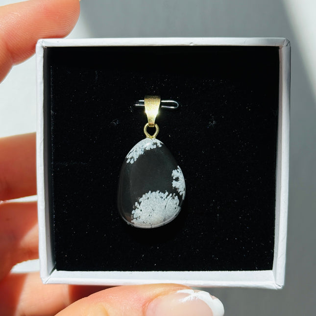 Obsidian (Schneeflockenobsidian) Kettenanhänger