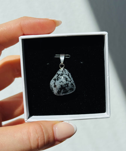 Obsidian (Schneeflockenobsidian) Kettenanhänger